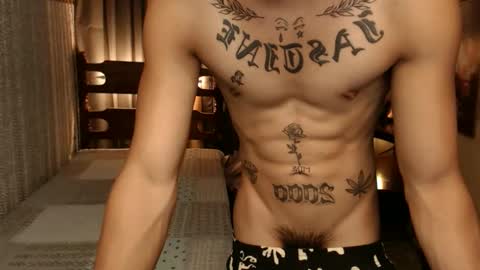 Snapshot of justine_hunk chatting on December 2, 12:16 pm justine_hunk online show from December 2, 12:16 pm