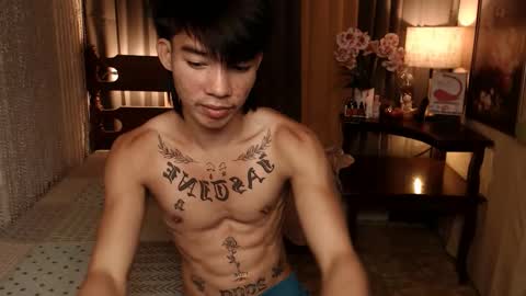 Snapshot of justine_hunk chatting on January 3, 3:55 pm justine_hunk online show from January 3, 3:55 pm