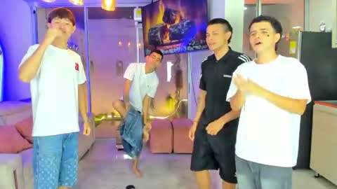 justingtime21 online show from June 20, 5:12 am