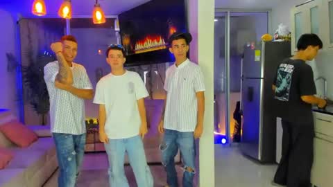 justingtime21 online show from June 28, 5:13 am