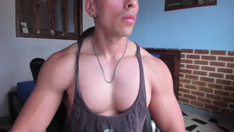 Snapshot of justinkart chatting on December 18, 5:00 pm justinkart online show from December 18, 5:00 pm