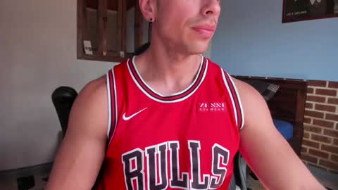 Snapshot of justinkart chatting on December 11, 4:16 pm justinkart online show from December 11, 4:16 pm