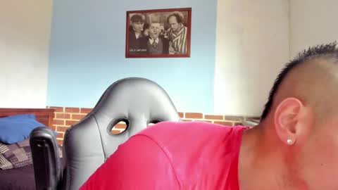 Snapshot of justinkart chatting on March 5, 5:50 pm justinkart online show from March 5, 5:50 pm
