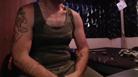 justinmoore1987 online show from April 23, 10:31 am