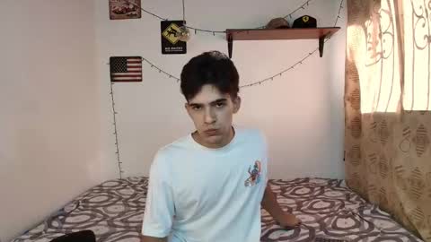 justinsinner1 online show from February 2, 9:23 pm