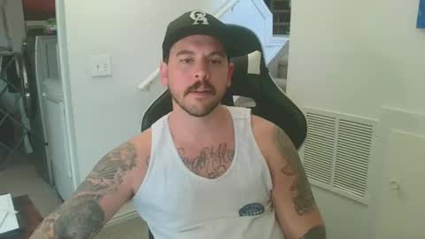 Snapshot of justintym69 chatting on March 1, 4:44 pm justintym69 online show from March 1, 4:44 pm