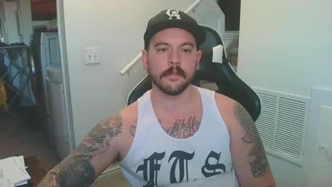 Snapshot of justintym69 chatting on March 8, 8:35 pm justintym69 online show from March 8, 8:35 pm
