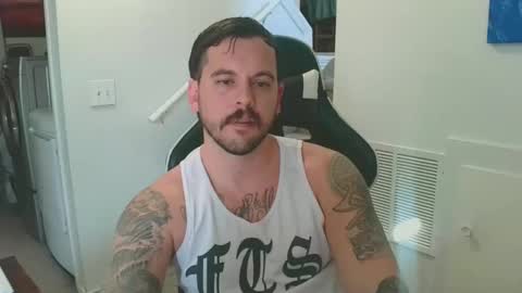 Snapshot of justintym69 chatting on February 17, 5:10 pm justintym69 online show from February 17, 5:10 pm
