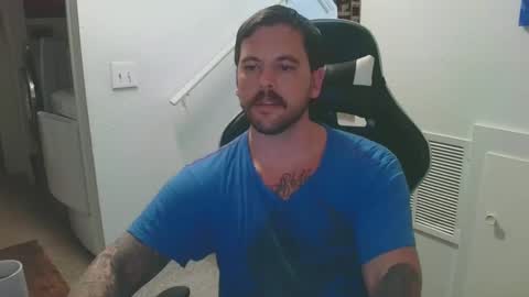 Snapshot of justintym69 chatting on February 4, 5:01 pm justintym69 online show from February 4, 5:01 pm