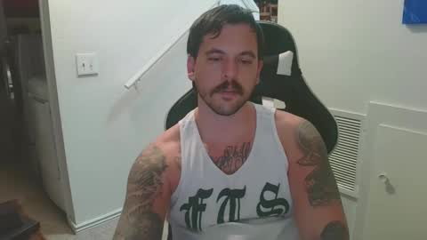 Snapshot of justintym69 chatting on February 11, 7:38 pm justintym69 online show from February 11, 7:38 pm