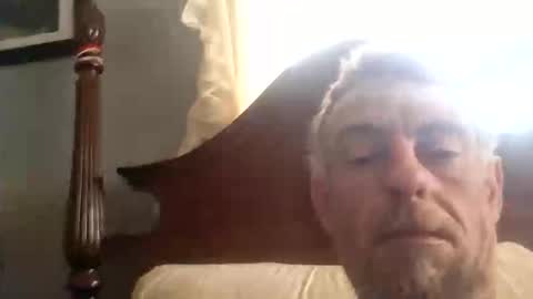 justwant2strokeit online show from April 14, 7:35 pm