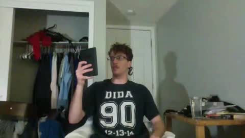 J and Sugar snap pea online show from March 18, 3:31 am