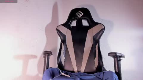 kael_cassian online show from July 5, 5:36 am