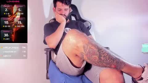 kael_cassian online show from July 4, 4:37 am