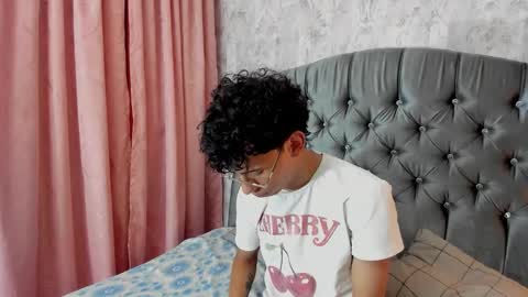 kai online show from February 18, 3:37 am