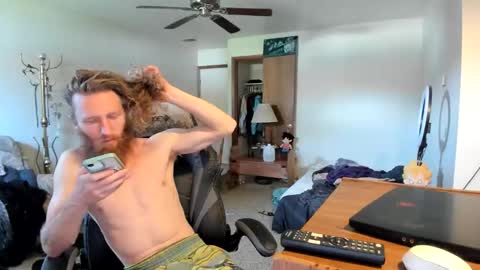 Kaiku77 online show from April 22, 6:34 pm