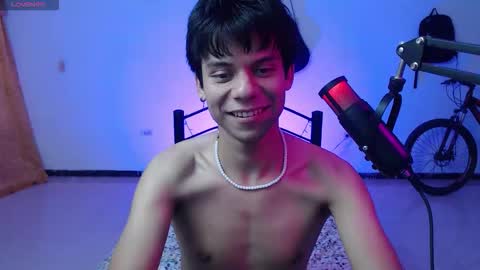 Snapshot of kain_moretti chatting on October 15, 9:33 pm KAIN online show from October 15, 9:33 pm
