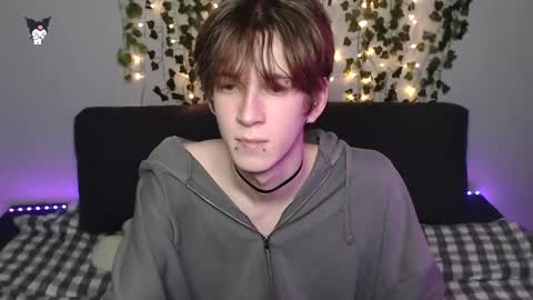 slutkai online show from November 21, 8:41 pm