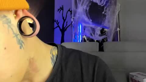 Kale online show from November 2, 11:47 am