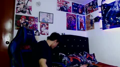 Snapshot of kanekixxxhot chatting on December 14, 8:08 pm andres online show from December 14, 8:08 pm