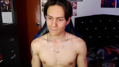 Snapshot of kanekixxxhot chatting on March 10, 8:23 pm andres online show from March 10, 8:23 pm