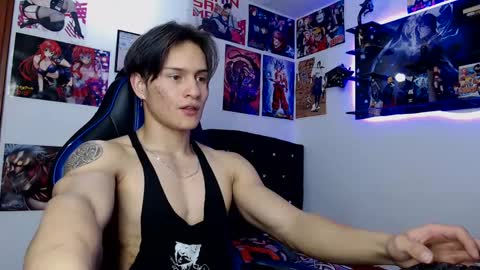 Snapshot of kanekixxxhot chatting on December 5, 8:23 pm andres online show from December 5, 8:23 pm