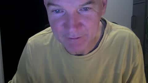 Robbie online show from December 14, 5:36 am