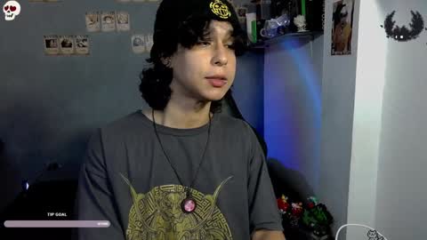 Snapshot of kariozzz chatting on January 11, 6:01 pm call me kai 3 online show from January 11, 6:01 pm