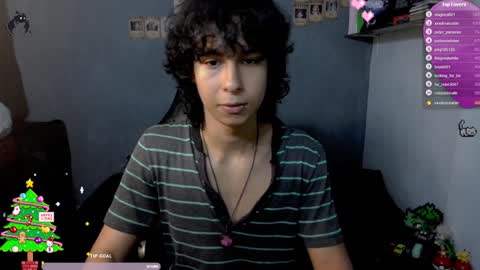 Snapshot of kariozzz chatting on December 6, 12:56 am call me kai 3 online show from December 6, 12:56 am