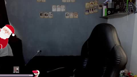 Snapshot of kariozzz chatting on December 16, 2:27 pm call me kai 3 online show from December 16, 2:27 pm