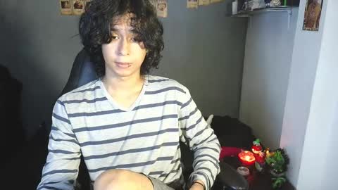 Snapshot of kariozzz chatting on February 19, 2:44 pm call me kai 3 online show from February 19, 2:44 pm