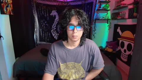 Snapshot of kariozzz chatting on September 8, 4:17 pm call me kai 3 online show from September 8, 4:17 pm