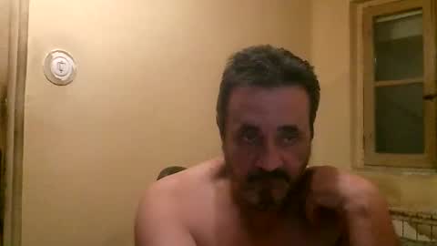 Snapshot of karlpal chatting on March 10, 7:07 pm karlpal online show from March 10, 7:07 pm
