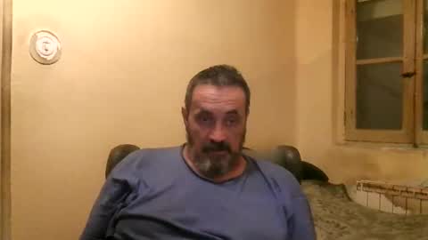 Snapshot of karlpal chatting on January 25, 7:06 am karlpal online show from January 25, 7:06 am