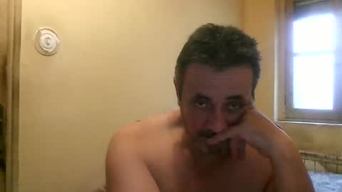 Snapshot of karlpal chatting on March 3, 5:02 pm karlpal online show from March 3, 5:02 pm
