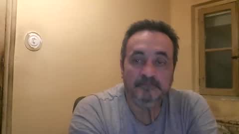 Snapshot of karlpal chatting on March 9, 5:44 am karlpal online show from March 9, 5:44 am