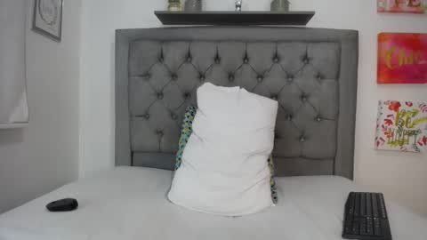 kattey and handsomen online show from January 18, 2:29 am