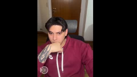 kaynn_b online show from June 16, 1:08 am