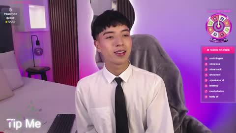 nico online show from April 17, 1:36 pm