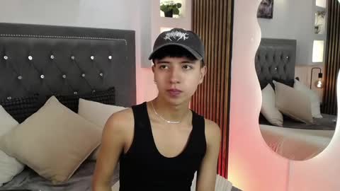 nico online show from April 21, 12:44 pm