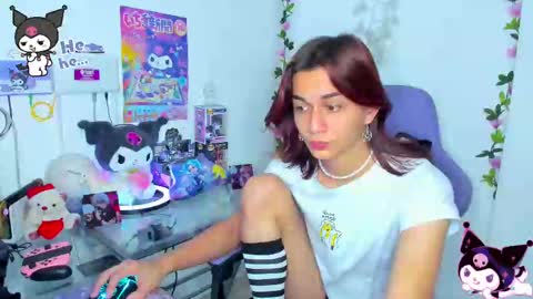 Snapshot of keita_moon chatting on March 7, 8:22 pm Keita moon online show from March 7, 8:22 pm