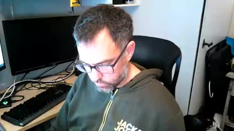 kelvin06133 online show from January 7, 10:30 pm