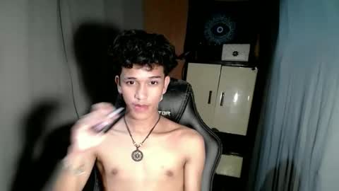 Ken online show from October 25, 5:58 pm