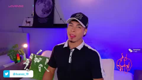   online show from July 22, 9:56 am