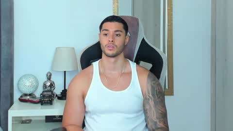 ken_mailik online show from May 30, 2:22 am