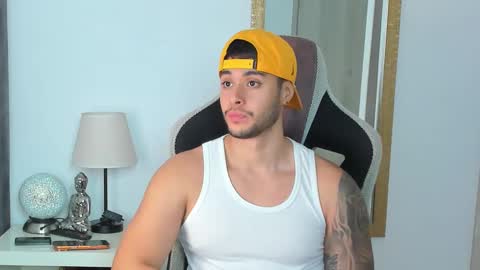 ken_mailik online show from January 18, 4:47 am