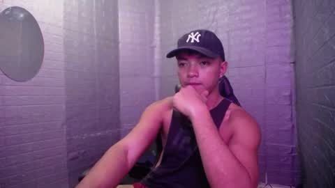 Snapshot of ken_pope chatting on September 23, 11:42 am ken_pope online show from September 23, 11:42 am