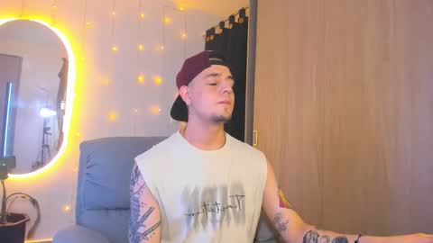 Snapshot of kendel_dimitri chatting on December 24, 5:38 am kendel_dimitri online show from December 24, 5:38 am