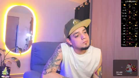 Snapshot of kendel_dimitri chatting on December 11, 7:10 am kendel_dimitri online show from December 11, 7:10 am