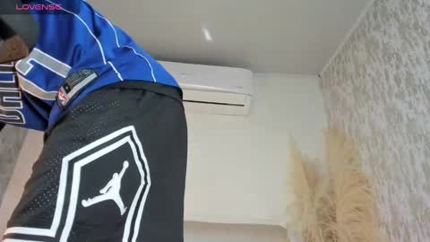 Snapshot of kender21_ chatting on March 9, 12:53 pm Kender online show from March 9, 12:53 pm
